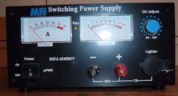MFJ-4245MV Fonte de Alimentao 13,8V 45 A