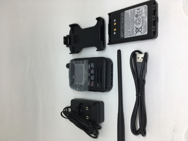 FT-5DR R�dio transceptor C4FM/FM 144/430MHz Dual Band Digital   *OFERTA*